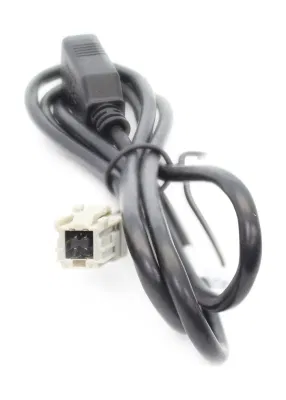Toyota용 Nissan OEM 라디오 USB 케이블에 USB 드라이브를 연결하기 위한 어댑터